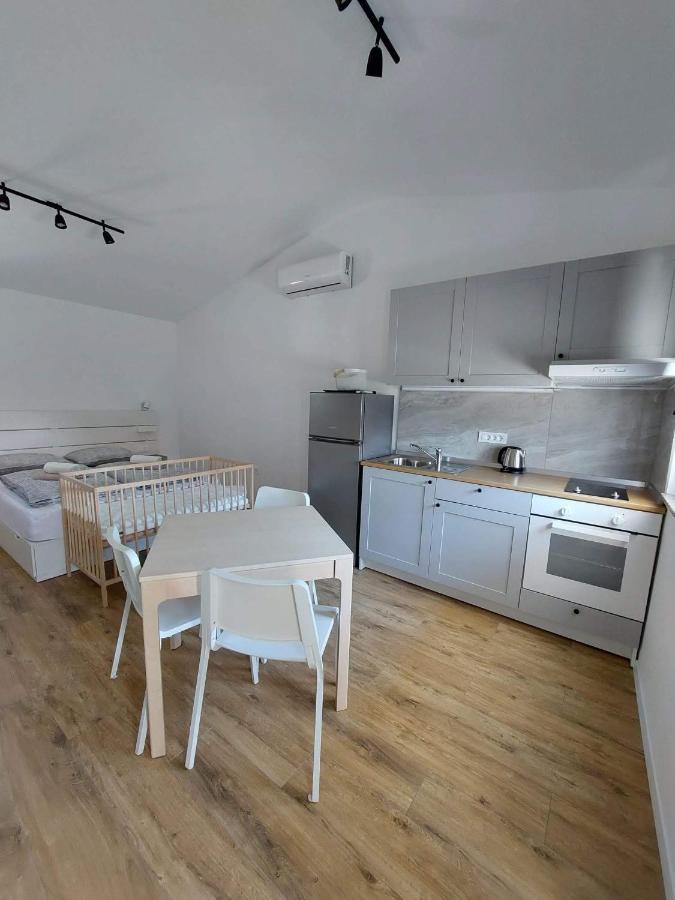 Climber Apartment Starigrad Paklenica Exterior photo
